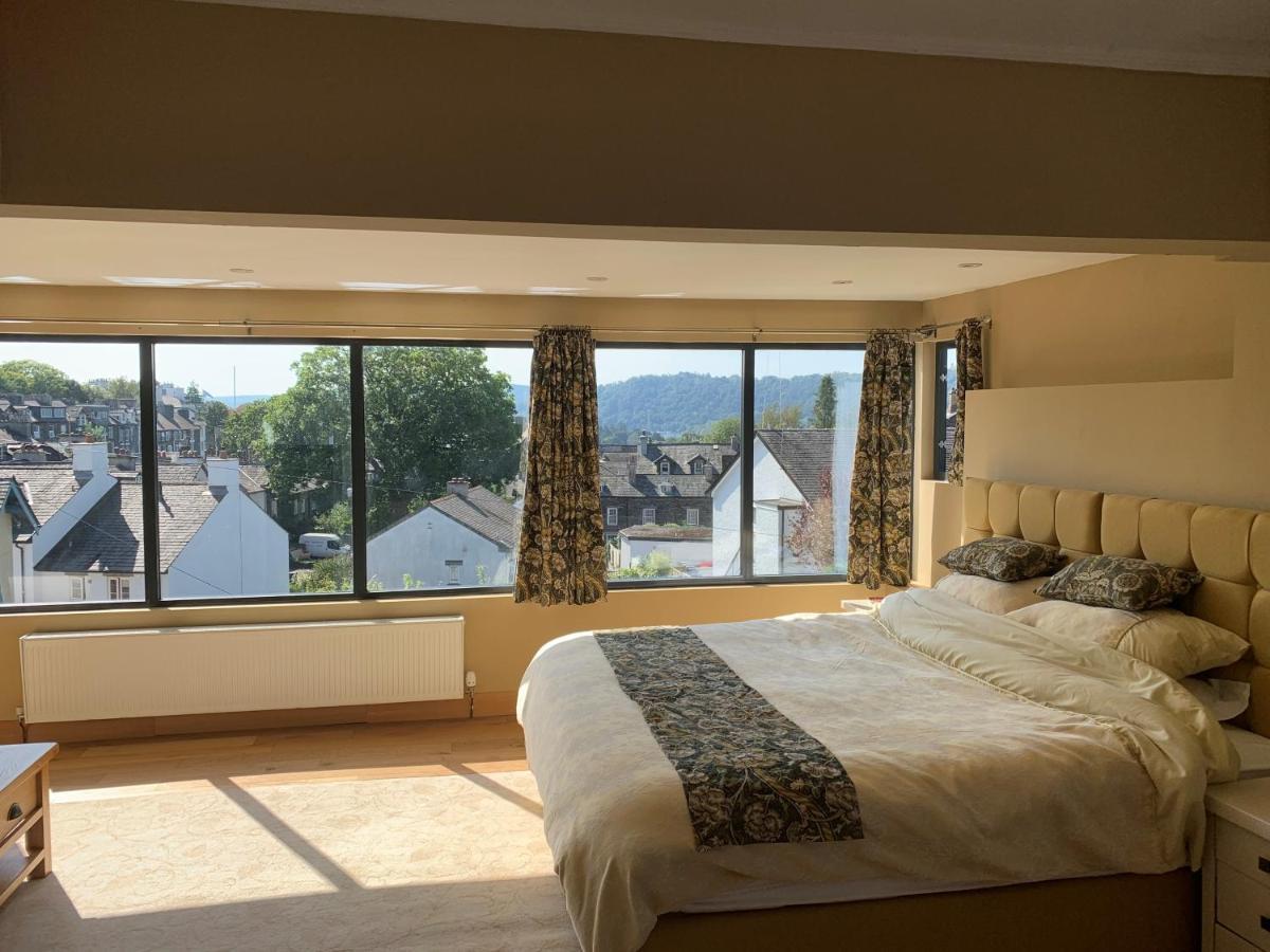 The Penthouse Bowness Luxury Loft Jacuzzi Bath & Complimentary Lakeview Spa Membership Экстерьер фото